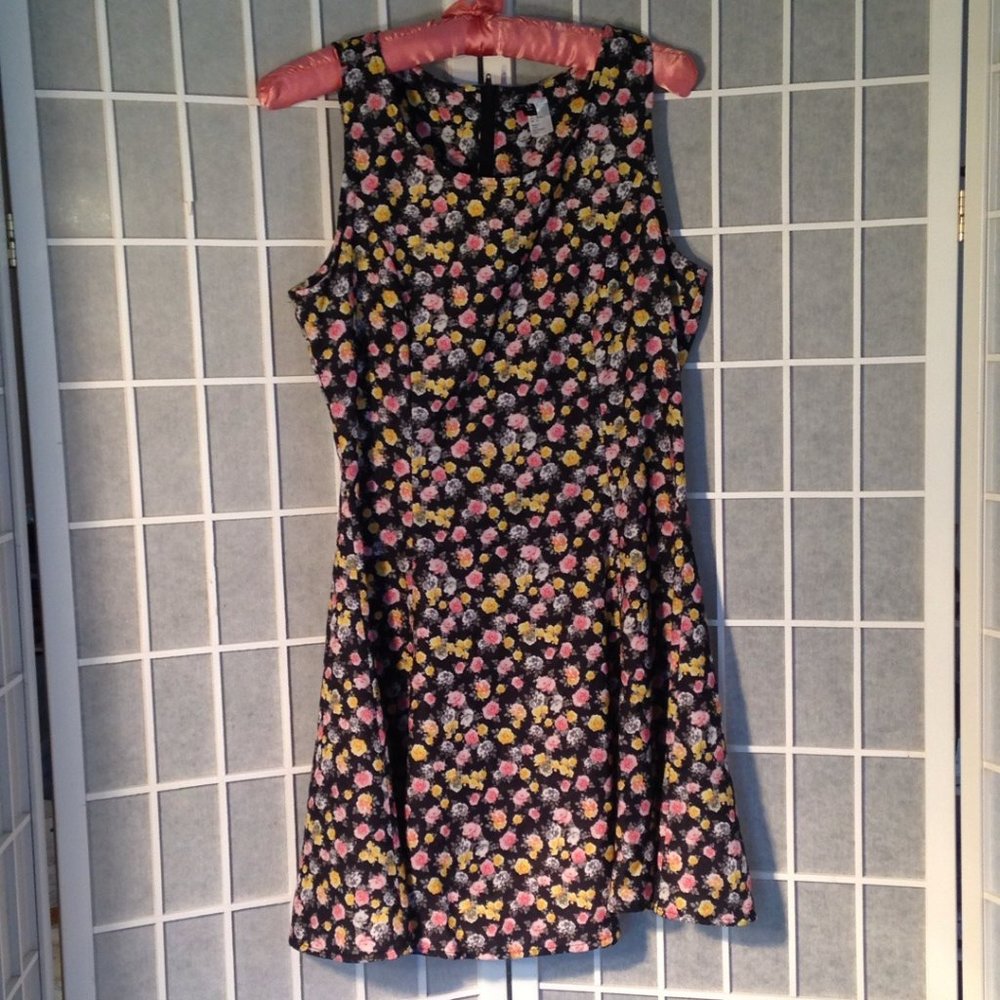 Fun & Flirty Flower Dress